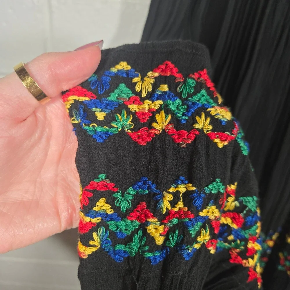 Vtg Sharon Young Maxi Skirt Small Black Crinkle Embroidered Boho Peasant Rainbow
